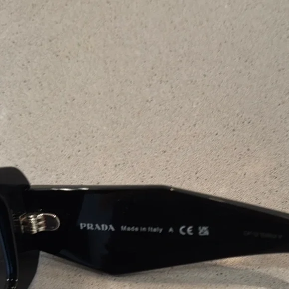Prada Black Rectangular Sunglasses (never worn) Incl. case  display picture 1